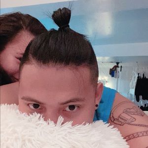 Meet your Posher, Rey christopher